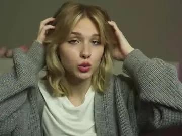 sheridanpotulski — Hi I am Sherl <3 I am new here 0: So nice to meet you <3 GOAL: suck my finger  #new #skinny #18 #blond #shy  [9 tokens remaining]