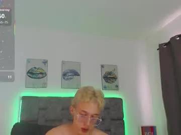 Freechat skinny_bigcock20 on Chaturbate