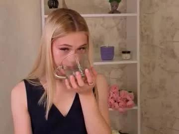 smile_with_nicole — GOAL: Make me lick my finger [40 tokens remaining] Hi! I'm Lina!, Try my patterns 33/55/77/111 #new #18 #lovense #blonde #shy