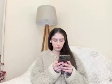 Freechat snowww_white on Chaturbate