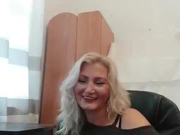 sofishine11 — Hi I am #new here and very #shy #milf #nonude #natural  Goal: Support me please  [24 tokens remaining]