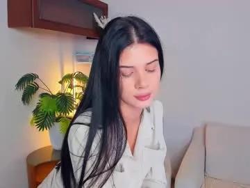 softlyy_bold — sensual touches my neck #shy #teen #new #young #18 [5 tokens remaining]