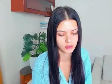 softlyy_bold — show my outfit #shy #teen #new #young #18 [9 tokens remaining]