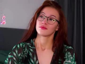 Freechat solaundree on Chaturbate