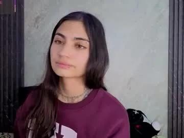 Freechat solbeaumont on Chaturbate