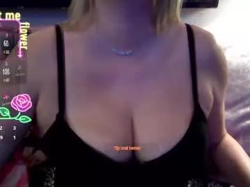 Freechat solesticia on Chaturbate