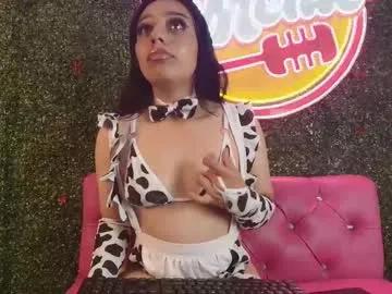 sophia_lagos — GOAL: SHOW BOOBS [22 tokens remaining] Hey ! im new here, teach me how you like the girls | #brunette #teen #cosplay #submissive #fetish