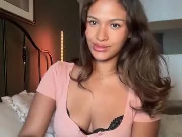 sophieee2 — steamy tuesday   goal: reveal my lingerie  #bigboobs #new #teen #18 [999 tokens remaining]