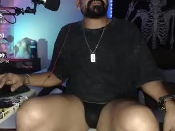 soyelcarlitos — Welcome to my room! lets have fun [300 tokens remaining]
