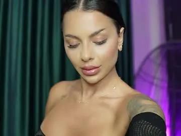 Freechat spicymaple on Chaturbate