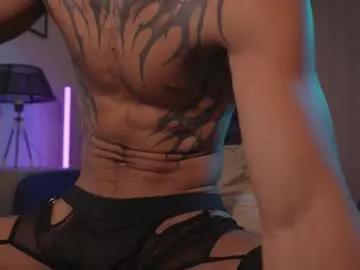 Freechat srerotic on Chaturbate