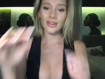 stella_loveu — GOAL: Dance [214 tokens remaining] Welcome to my room! #shy #natural #skinny #petite #new