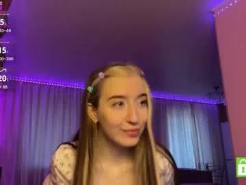 sun_m00n — GOAL: Hand bra [362 tokens remaining] my favorite patterns:111, 222, 233 #new #teen #18 #lovense #smalltits