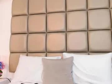 susanthomass — GOAL: Naked [100 tokens remaining] Put my pussy to vibrate and choose a great squirt #heels #bigass #anal #pantyhose #squirt
