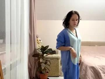 suzettebayouth — Play with collarbone^ #bigboobs #young #18 #cute #bigass [17 tokens remaining]