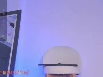 Freechat sweetcurly1 on Chaturbate