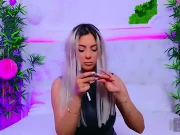 Freechat taahiraarabian on Chaturbate