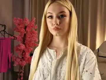 tellasky — GOAL: MAKE ME CUM OF HAPPY [0 tokens remaining] Welcome to my room sweetie! #new #smalltits #skinny #teen #18