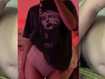 temptessa20 — IM BORED! MAKE ME CUM #asian #cuckold #wifematerial #latina #lovense