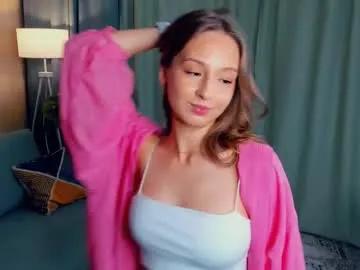 tessiekhanponaphan — Goal : My first time here. Let's get acquainted?  Hii!! Im Cindy!! Im  #18 and i #shy and #new here #natural #bigboobs [15 tokens remaining]