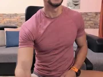 Freechat texashunk on Chaturbate