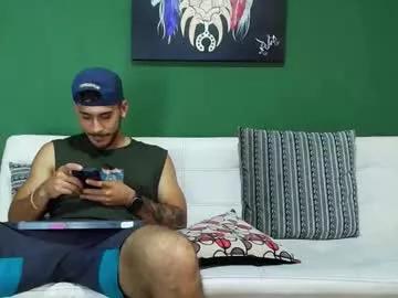 Freechat the_golden_boys on Chaturbate