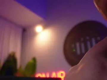 Freechat thomas_falcon1 on Chaturbate