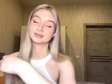 tinavaleri — Goall: Caress my legs for u * Hey, my name is Crystalia Teddy bear or rabbit? * I am 20 years old, #blonde #shy #small #teen #new [42 tokens remaining]
