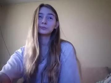 tishabhagat — air kiss fot you<3 #new #teen #shy #18 #cute [20 tokens remaining]