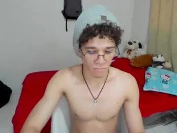 tom_blue10 — GOAL: complete my goal and let's make a milk delivery  [500 tokens remaining] Welcome to my room! #young #cum #bigcock #muscle #uncut