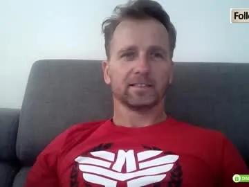 Freechat tomhardic on Chaturbate