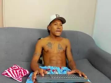 tony_travis — Hey is my first day, my goal is masturbating to the pre cum #new #ebony #bbc #latino #cum [199 tokens remaining]