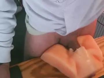 Freechat toohugeandstonedxoxo on Chaturbate