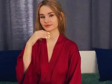 tornadobaby — Goal: have a good day <3   My name is Bella,   I'm #new here, i have #bigboobs and im very #shy #18 #petite [7 tokens remaining]