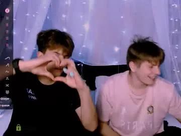 travis_wolf_ — GOAL: dance for you [88 tokens remaining] Welcome to my room! #monstercock #gay #tease #18 #shy