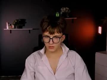 travis_wolf_ — GOAL: striptease [87 tokens remaining] Welcome to my room! #monstercock #gay #tease #18 #shy