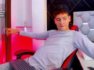 Freechat twink_bunny on Chaturbate