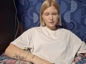 unahilse — GOAL play my cute hair  #18 #shy #new #cute #blonde [24 tokens remaining]