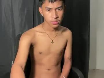 ur_fuckerbttm — Help me reach my goal #bigcock #twink #young #asian [1000 tokens remaining]