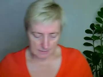 vea_motty — Hi there! Im new here! #new #mature #natural #cute #pvt