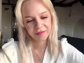 Freechat venessabonavia on Chaturbate