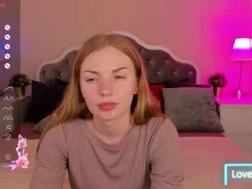 veronikatill — Make me happy #redhead #shy #curvy #natural #daddy [111 tokens remaining]