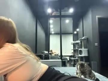 vestaszanto — GOAL: Spank my butt [29 tokens left] #new #18 #shy #cute #bigboobs