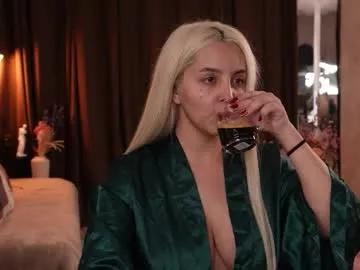 Freechat victoriamorrone on Chaturbate