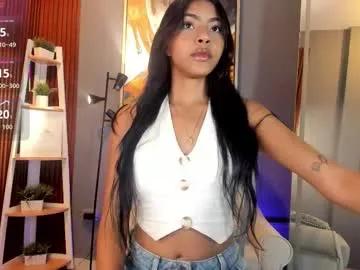 Freechat vienah on Chaturbate