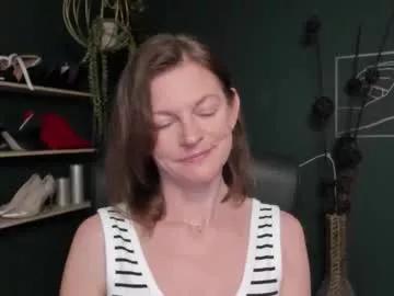Freechat vivian_dream on Chaturbate