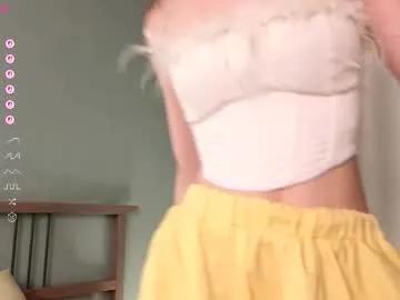 whitekelly — GOAL: Slap this delicious ass 'till it's RED! [87 tokens remaining] Hii my name is Kelly PVT is open  #18 #fuckmachine #cute #nature #lovense