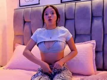 willow_pearl — GOAL: Oil her boobs [55 tokens remaining]  Hello! Thanks for joining... get ready for some intense moments with us. #couple #bigtits #bigass #cum #blowjob