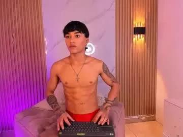 Freechat wyatt_rose on Chaturbate