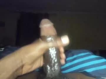 Freechat xmboroz on Chaturbate